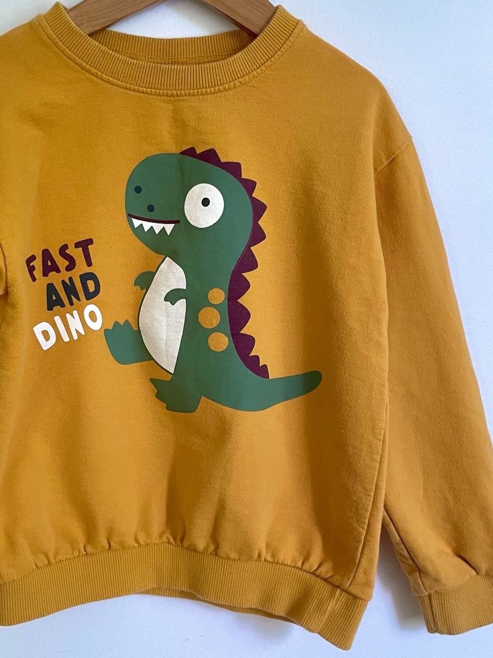 $4 💥🦖 Dinosaur Sweatshirt! Fast & Cute Cartoon Dino :) Mustard Yellow & Green